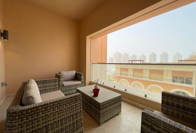 985168 - Property Image 2