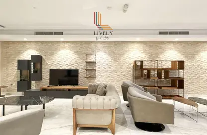 فيلا - 4 غرف نوم - 6 حمامات للايجار في مرموره فيلاز - المعمورة - الدوحة