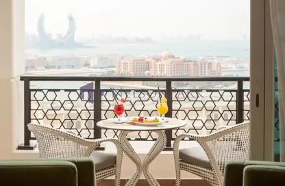 Apartment - 1 Bedroom - 2 Bathrooms for rent in Viva West - Viva Bahriyah - The Pearl Island - Doha
