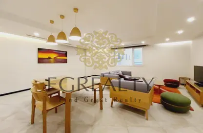 Apartment - 2 Bedrooms - 2 Bathrooms for rent in Asim Bin Omar Street - Al Mansoura - Doha