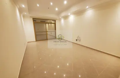 شقة - 2 غرف نوم - 2 حمامات للايجار في شارع السد - السد - الدوحة