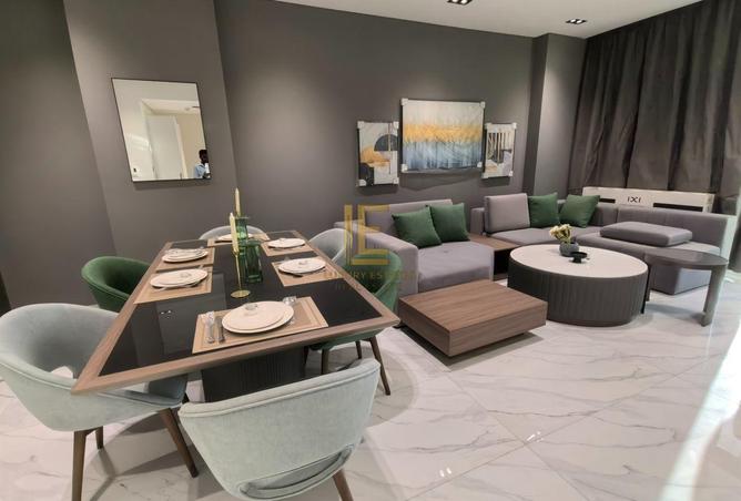909698 - Property Image 2