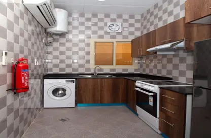 Apartment - 3 Bedrooms - 2 Bathrooms for rent in Al Doha Plaza - Al Sadd - Al Sadd - Doha