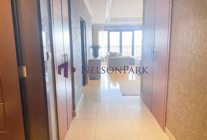 962713 - Property Image 2