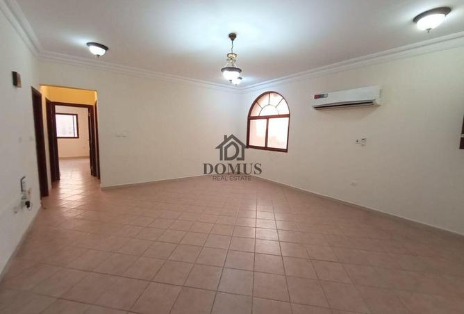 931269 - Property Image 2
