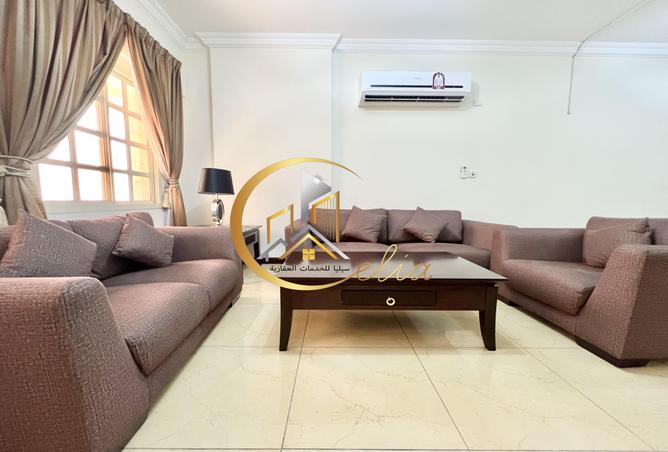 928530 - Property Image 2
