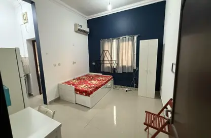 Villa - 1 Bathroom for rent in Bu Hamour Street - Abu Hamour - Doha
