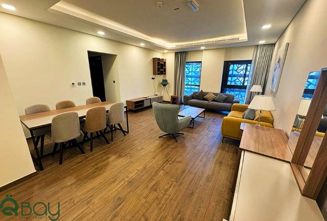 958285 - Property Image 2