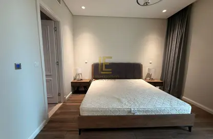 Apartment - 2 Bedrooms - 2 Bathrooms for rent in Floresta Gardens - Floresta Gardens - The Pearl Island - Doha