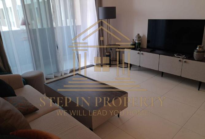 942244 - Property Image 2