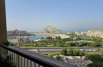 Apartment - 2 Bedrooms - 4 Bathrooms for sale in East Porto Drive - Porto Arabia - The Pearl Island - Doha
