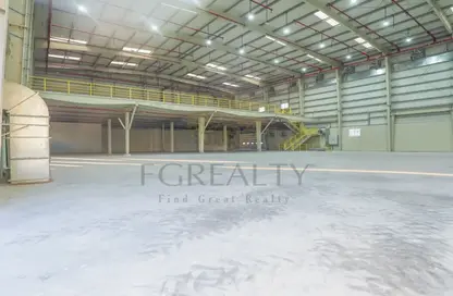 Warehouse - Studio - 4 Bathrooms for rent in Al Wakra - Al Wakra - Al Wakrah - Al Wakra