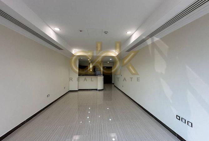 944679 - Property Image 2