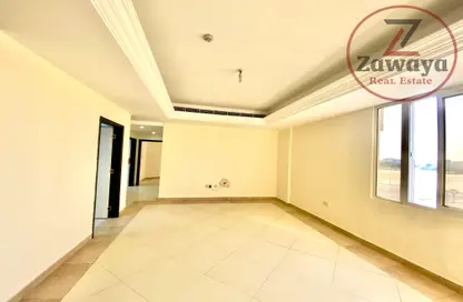 Empty Room image for: Apartment - 2 Bedrooms - 3 Bathrooms for rent in Abu Talha Street - Fereej Bin Omran - Doha, Image 1