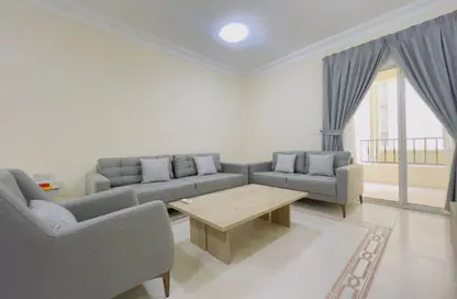 Apartment - 3 Bedrooms - 3 Bathrooms for rent in Fereej Bin Mahmoud South - Fereej Bin Mahmoud - Doha