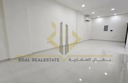 شقة - 3 غرف نوم - 3 حمامات للايجار في شارع الوعب - الوعب - الدوحة