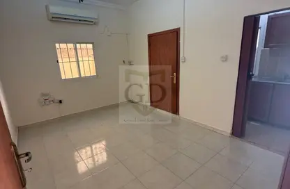 Apartment - 1 Bedroom - 1 Bathroom for rent in New Al Ghanim - Al Ghanim - Doha