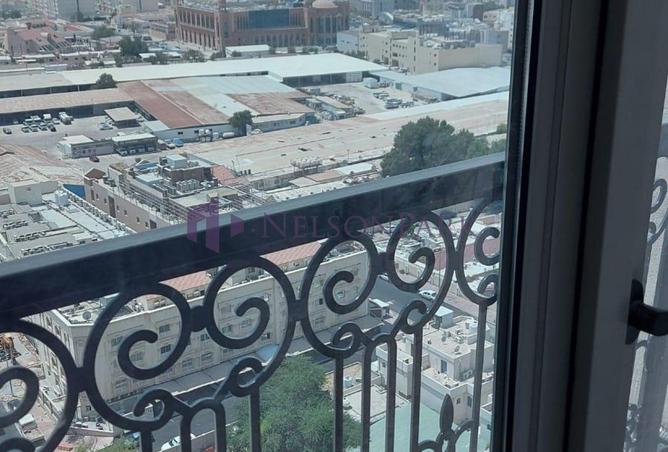 999762 - Property Image 2