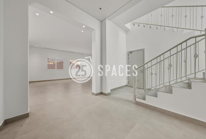 958550 - Property Image 2