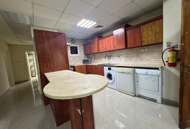 994105 - Property Image 2