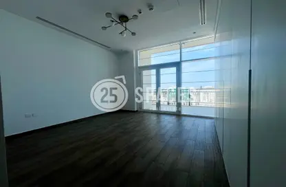 Penthouse - 3 Bedrooms - 4 Bathrooms for rent in Floresta Gardens - Floresta Gardens - The Pearl Island - Doha