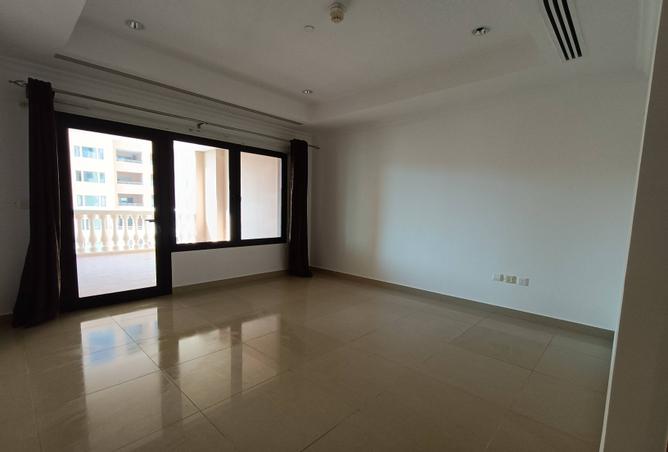 955961 - Property Image 3