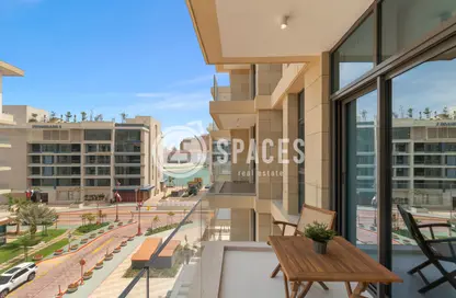Apartment - 1 Bedroom - 2 Bathrooms for rent in Gewan Island - The Pearl Island - Doha