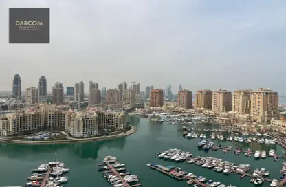 شقة - 2 غرف نوم - 3 حمامات للايجار في طريق بورتو الغربي - بورتو أرابيا - جزيرة اللؤلؤة - الدوحة
