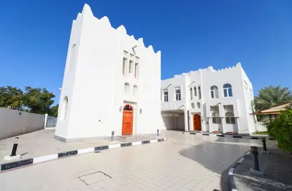 صورة لـ منزل خارجي فيلا - 5 غرف نوم - 6 حمامات للايجار في البوابة الجنوبية - بحيرة وست لاجون - الدوحة ، صورة رقم 1