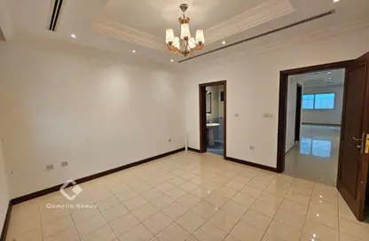 مجمع سكني - 5 غرف نوم - 8 حمامات للايجار في شارع الوعب - الوعب - الدوحة