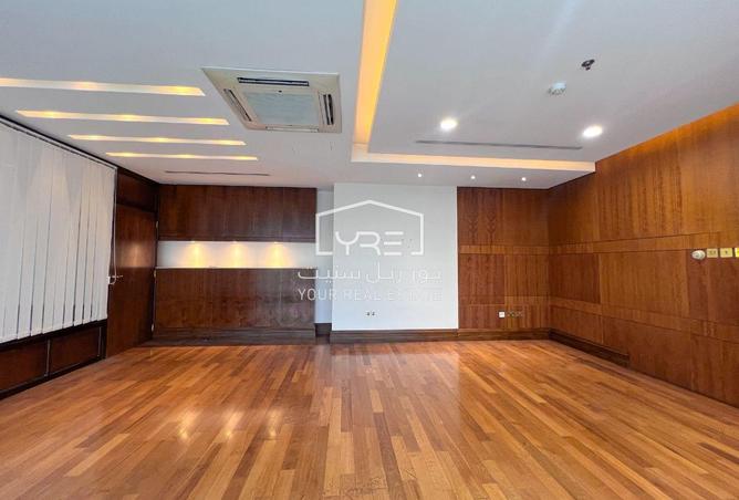 931384 - Property Image 2