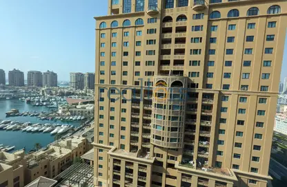Apartment - 1 Bedroom - 2 Bathrooms for sale in Tower 14 - Porto Arabia - The Pearl Island - Doha