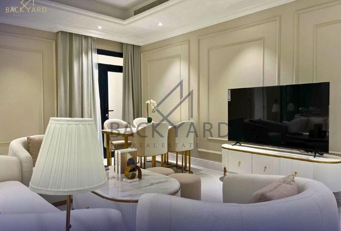 912698 - Property Image 2