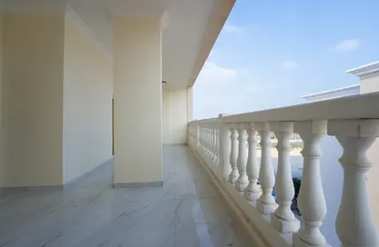 شقة - 2 غرف نوم - 2 حمامات للبيع في جنوب فوكس هيلس - فوكس هيلز - الوسيل