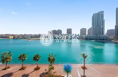 Apartment - 1 Bedroom - 2 Bathrooms for rent in Gewan Island - The Pearl Island - Doha