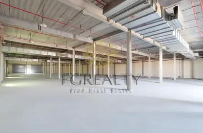 Warehouse - Studio - 3 Bathrooms for sale in Birkat Al Awamer - Al Wakra