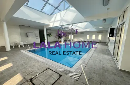 شقة - 3 غرف نوم - 2 حمامات للايجار في مجمع المنتزه التجاري - نجمة - الدوحة