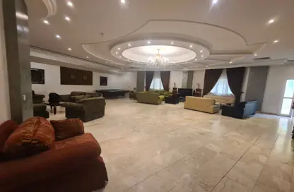 Apartment - 2 Bedrooms - 2 Bathrooms for rent in Al Mansoura - Al Mansoura - Doha