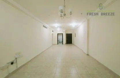Apartment - 2 Bedrooms - 2 Bathrooms for rent in Al Sadd - Doha