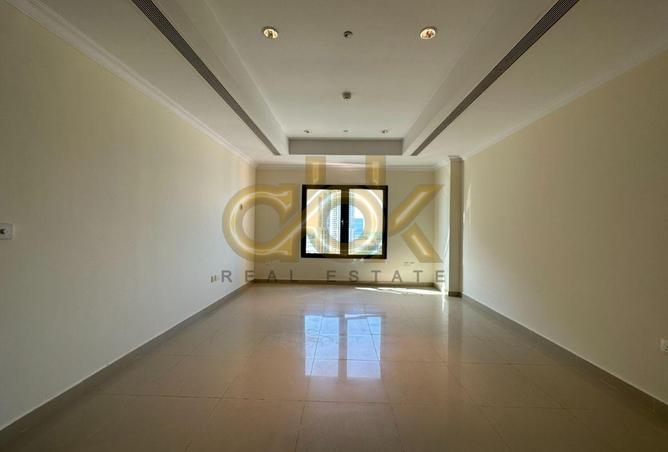 967275 - Property Image 3