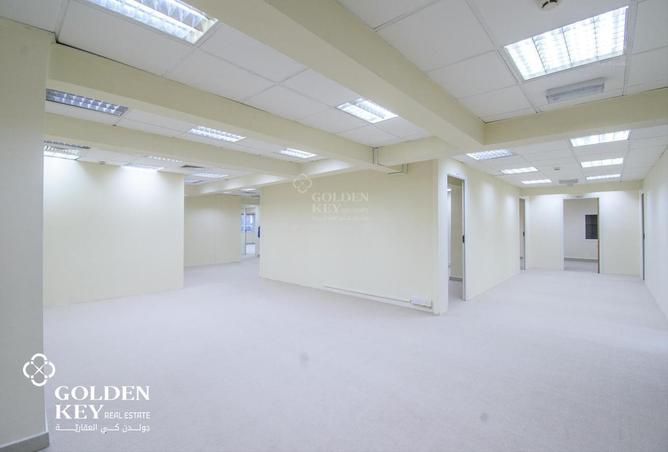 910209 - Property Image 3