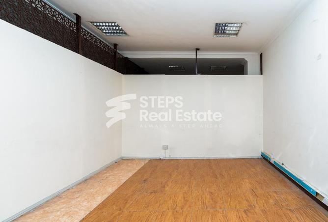 975764 - Property Image 2