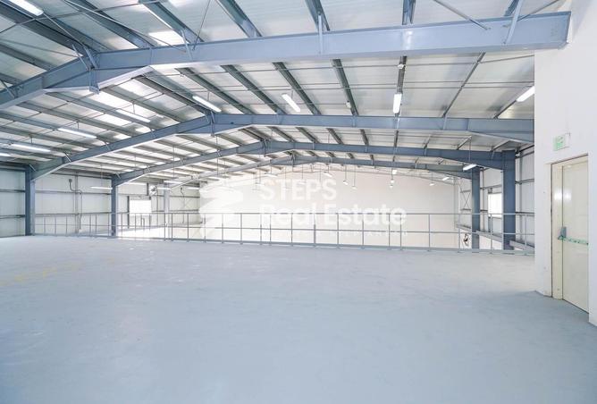 978167 - Property Image 2