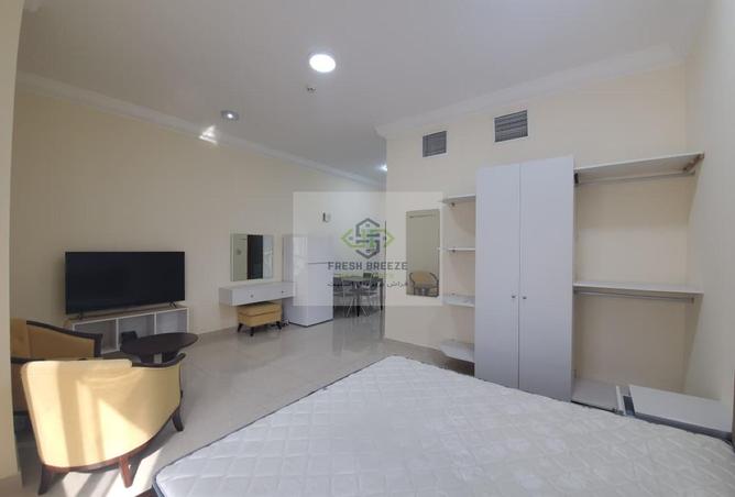 998661 - Property Image 3