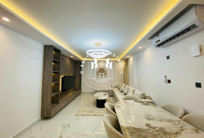 972984 - Property Image 2