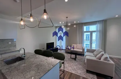 Apartment - 2 Bedrooms - 4 Bathrooms for rent in Floresta Gardens - Floresta Gardens - The Pearl Island - Doha