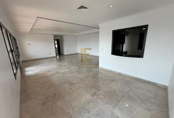 996607 - Property Image 3