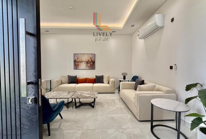 997922 - Property Image 2