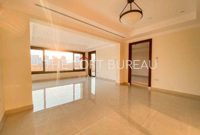 962372 - Property Image 2