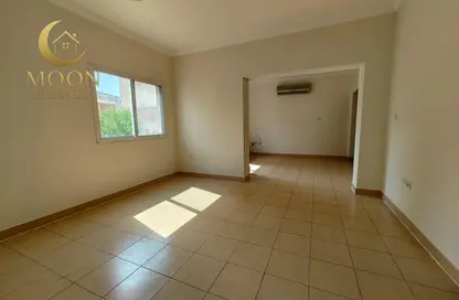 Apartment - 2 Bedrooms - 3 Bathrooms for rent in Umm Ghwailina Comm - Umm Ghuwalina - Umm Ghuwailina - Doha Apartment - 2 Bedrooms - 3 Bathrooms for rent in Umm Ghwailina Comm - Umm Ghuwalina - Umm Ghuwailina - Doha